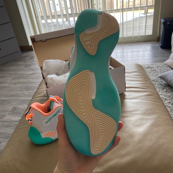 BRAND NEW, NEVER WORN HARDEN STEPBACK 3s! - Picture 2 of 4